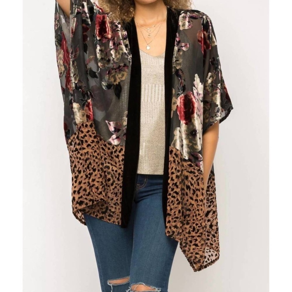 Mystree Burn-out velvet kimono leopard and rose multi O/S
